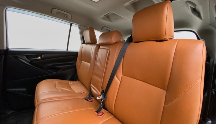 2018 Toyota Innova Crysta 2.8 GX AT 8 STR, Diesel, Automatic, 38,487 km, Right Side Rear Door Cabin