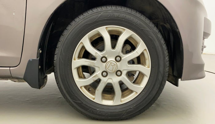 2013 Honda Amaze 1.2L I-VTEC VX, Petrol, Manual, 43,707 km, Right Front Wheel