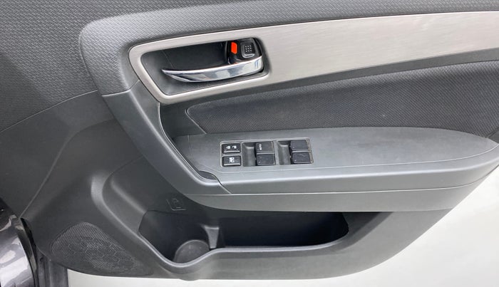 2018 Maruti Vitara Brezza ZDI, Diesel, Manual, 51,587 km, Driver Side Door Panels Control