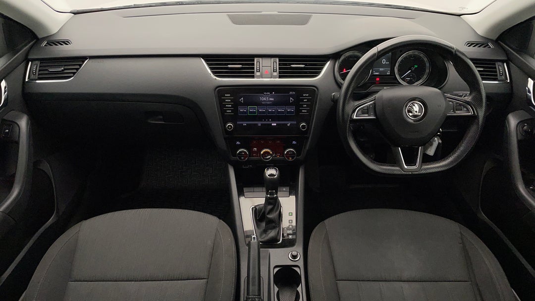 2018 SKODA Octavia 110 Tsi, Automatic, 129661 km, Center Console