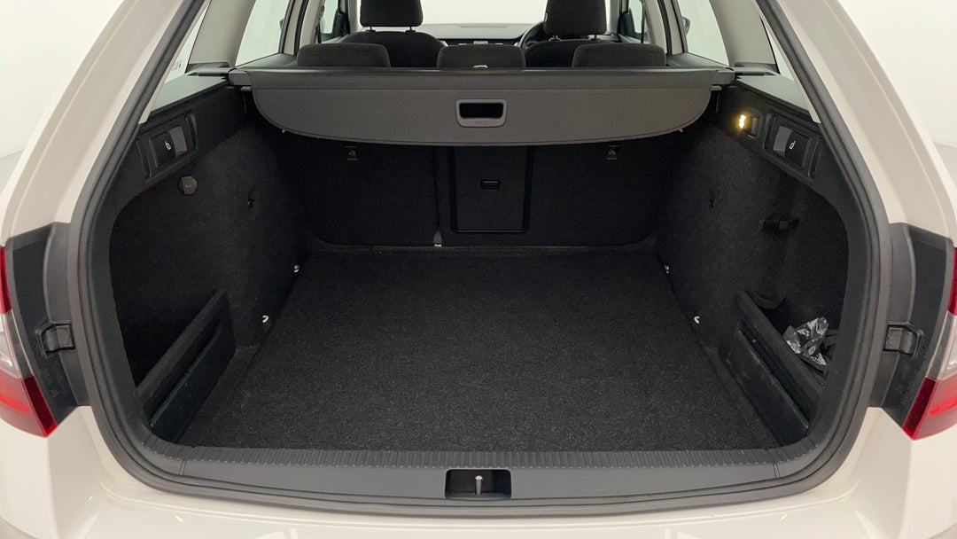 2018 SKODA Octavia 110 Tsi, Automatic, 129661 km, Boot Inside View