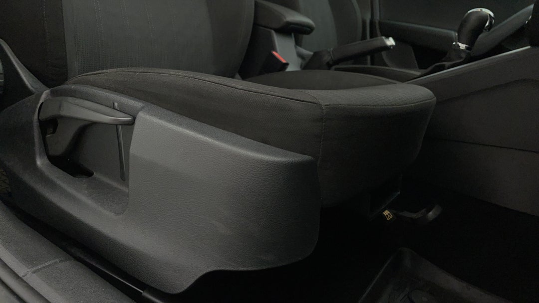 2018 SKODA Octavia 110 Tsi, Automatic, 129661 km, Drivers Side Adjustment Panel