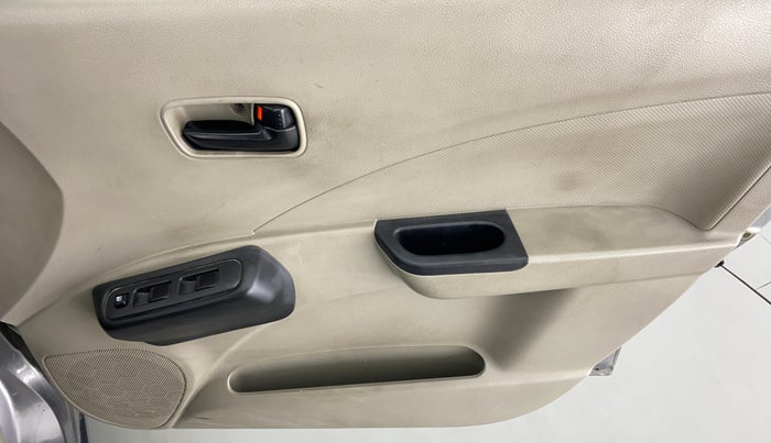 2015 Maruti Celerio LXI d, Petrol, Manual, 50,555 km, Driver Side Door Panels Control