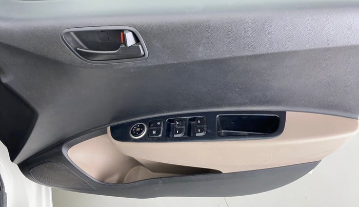 2017 Hyundai Grand i10 MAGNA 1.2 VTVT, Petrol, Manual, 40,880 km, Driver Side Door Panels Control