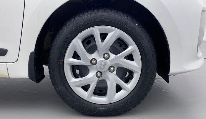 2018 Hyundai Grand i10 MAGNA 1.2 VTVT, Petrol, Manual, 62,255 km, Right Front Wheel