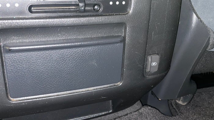 NISSAN PATROL-Centre Console Trim Scratch
