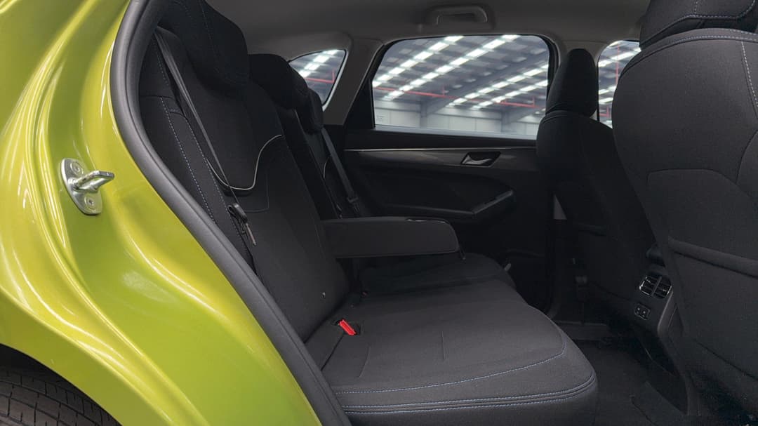 2022 GWM Haval Jolion Premium, Automatic, 60068 km, Right Side Rear Door Cabin View