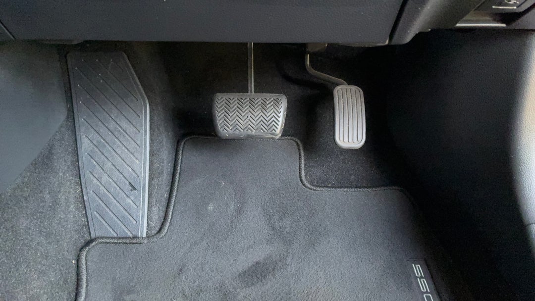 Pedals and Footmat