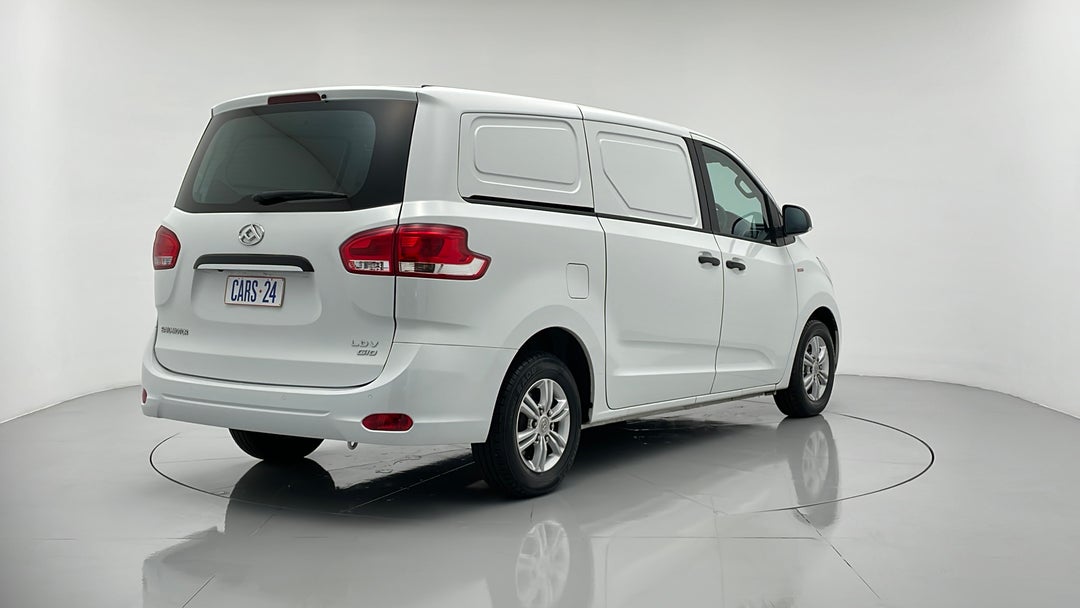 Right Back Diagonal (45- Degree) View