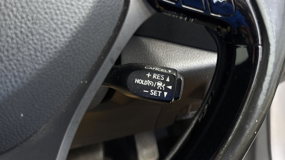 2017 Toyota C-HR Koba (AWD), Automatic, 107892 km, Cruise Control