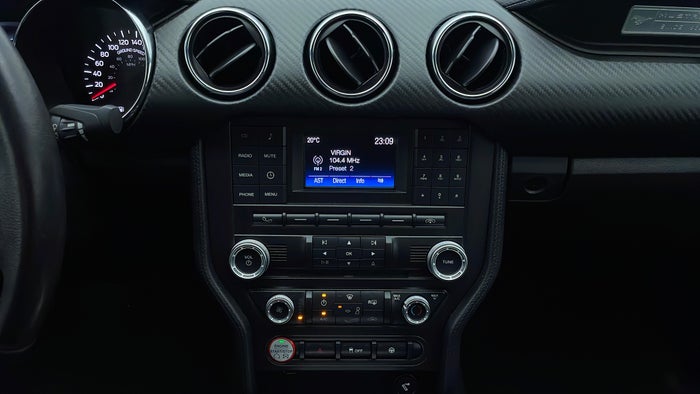 FORD MUSTANG-Center Console