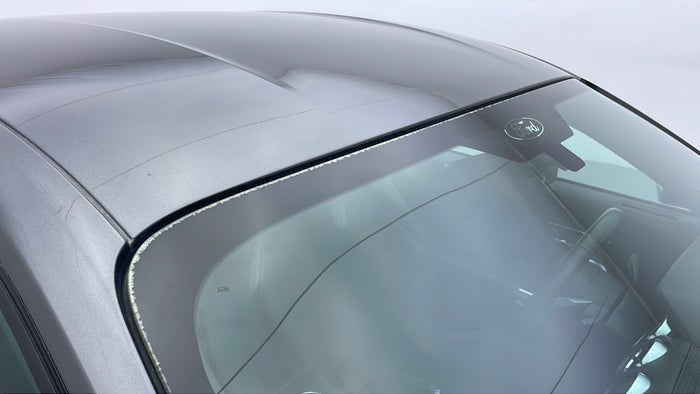 FORD MUSTANG-Windshield Front Air Bubbles