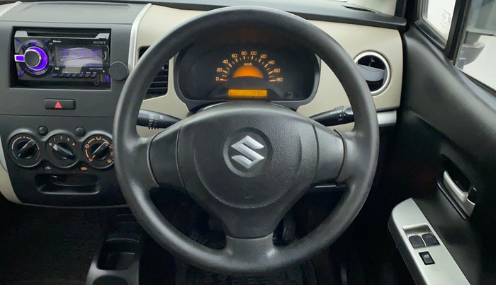 2014 Maruti Wagon R 1.0 LXI CNG, CNG, Manual, 74,921 km, Steering Wheel Close Up
