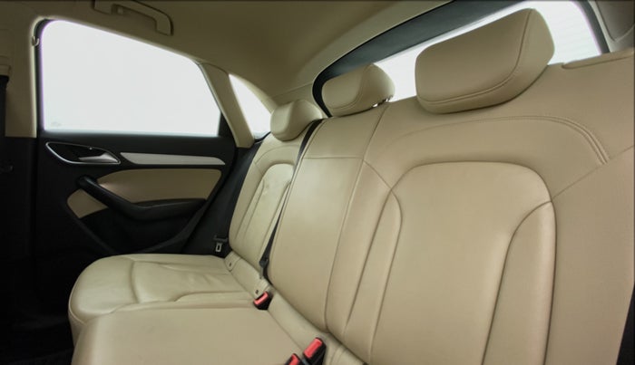 2015 Audi Q3 30 TDI MT S EDITION, Diesel, Manual, 29,091 km, Right Side Rear Door Cabin