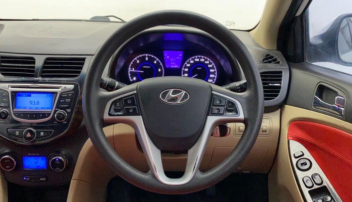 2013 Hyundai Verna FLUIDIC 1.6 CRDI SX, Diesel, Manual, 46,332 km, Steering Wheel Close Up