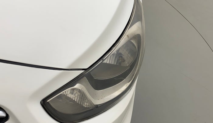 2013 Hyundai Verna FLUIDIC 1.6 CRDI SX, Diesel, Manual, 46,079 km, Left headlight - Faded
