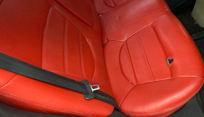 2013 Hyundai Verna FLUIDIC 1.6 CRDI SX, Diesel, Manual, 46,079 km, Second-row right seat - Cover slightly torn