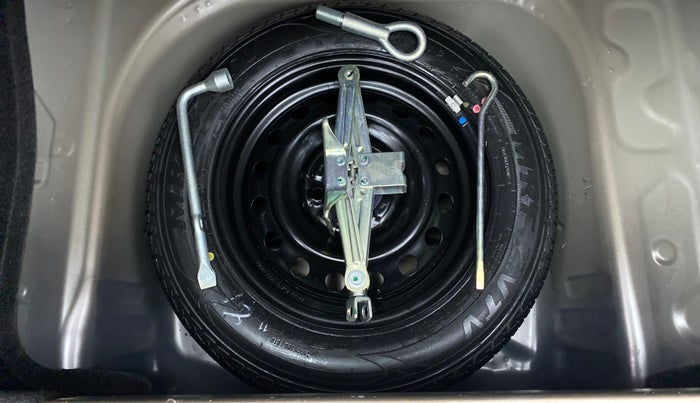 2019 Maruti New Wagon-R VXI 1.0, Petrol, Manual, 12,936 km, Spare Tyre