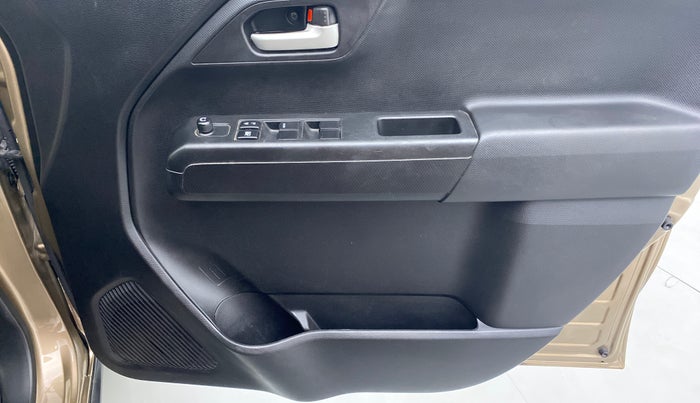 2019 Maruti New Wagon-R VXI 1.0, Petrol, Manual, 12,936 km, Driver Side Door Panels Control