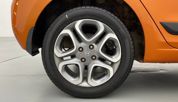 2018 Hyundai Elite i20 ASTA 1.2 (O), Petrol, Manual, 15,974 km, Right Rear Wheel