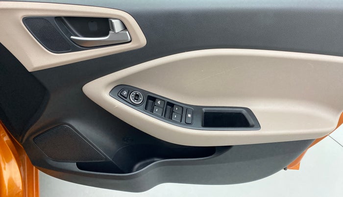 2018 Hyundai Elite i20 ASTA 1.2 (O), Petrol, Manual, 15,974 km, Driver Side Door Panels Control