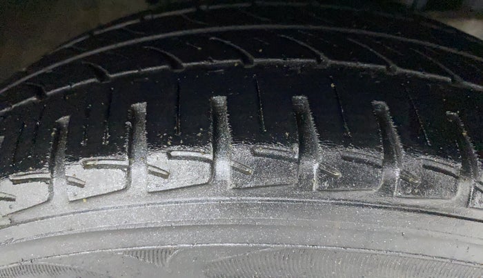 2014 Honda City 1.5L I-VTEC S MT, Petrol, Manual, 57,543 km, Right Front Tyre Tread