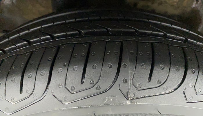 2017 Honda City V CVT, Petrol, Automatic, 43,462 km, Right Rear Tyre Tread