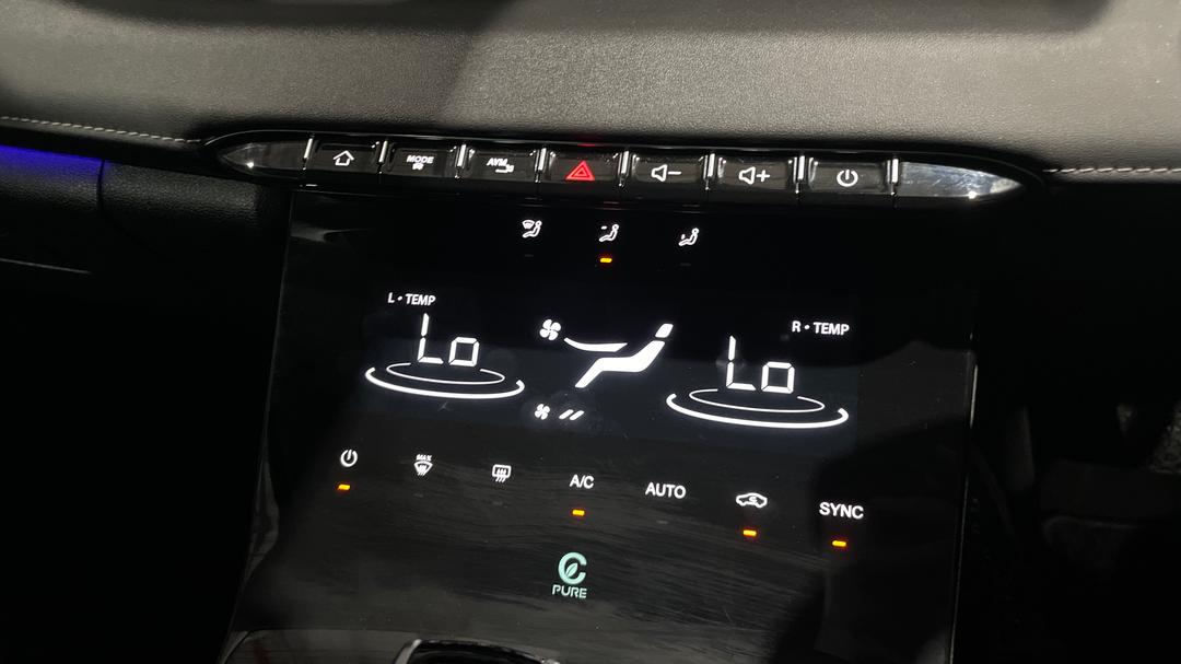 2024 Chery Tiggo 4 Pro Ultimate, Automatic, 11881 km, Utility Switches/Buttons