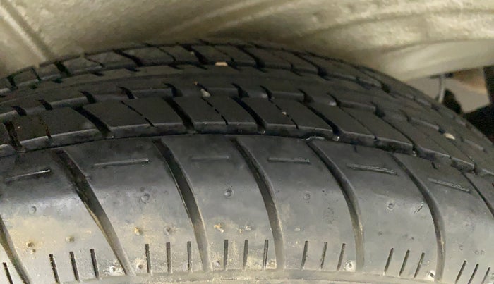 2019 Maruti New Wagon-R LXI CNG 1.0, CNG, Manual, 7,999 km, Right Rear Tyre Tread