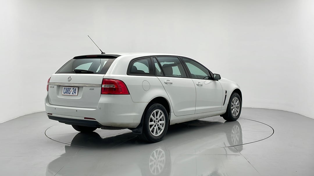 Right Back Diagonal (45- Degree) View