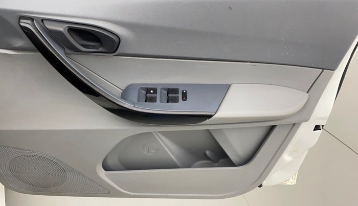 2020 Tata TIGOR XM PETROL, Petrol, Manual, 57,197 km, Driver Side Door Panels Control