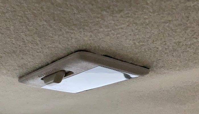 2014 Maruti Ciaz VDI, Diesel, Manual, 94,028 km, Ceiling - Roof Lights not fixed proper