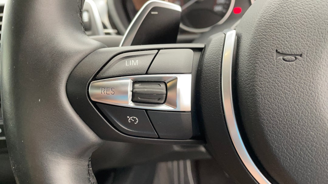 2016 BMW 3 30i M Sport, Automatic, 56892 km, Cruise Control