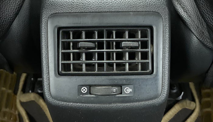 2014 Hyundai Xcent S (O) 1.2, Petrol, Manual, 43,821 km, Rear AC Vents