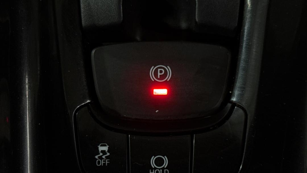 2017 Toyota C-HR Koba (2WD), Automatic, 137591 km, Handbrake
