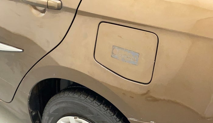 2015 Maruti Ciaz VXI+, Petrol, Manual, 49,434 km, Left quarter panel - Minor scratches