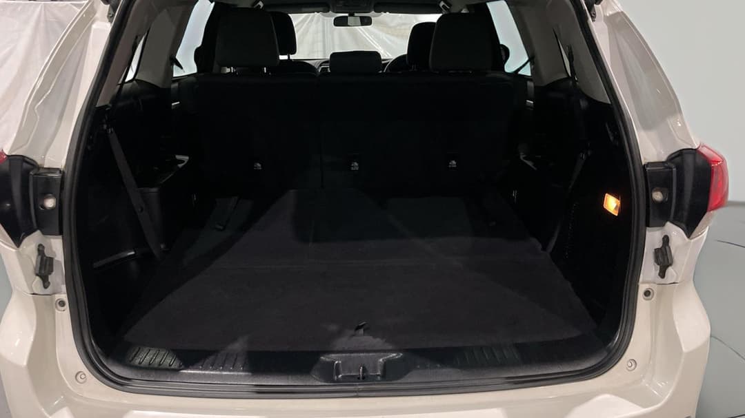 2017 Toyota Kluger Gx (4x2), Automatic, 94138 km, Boot Inside View