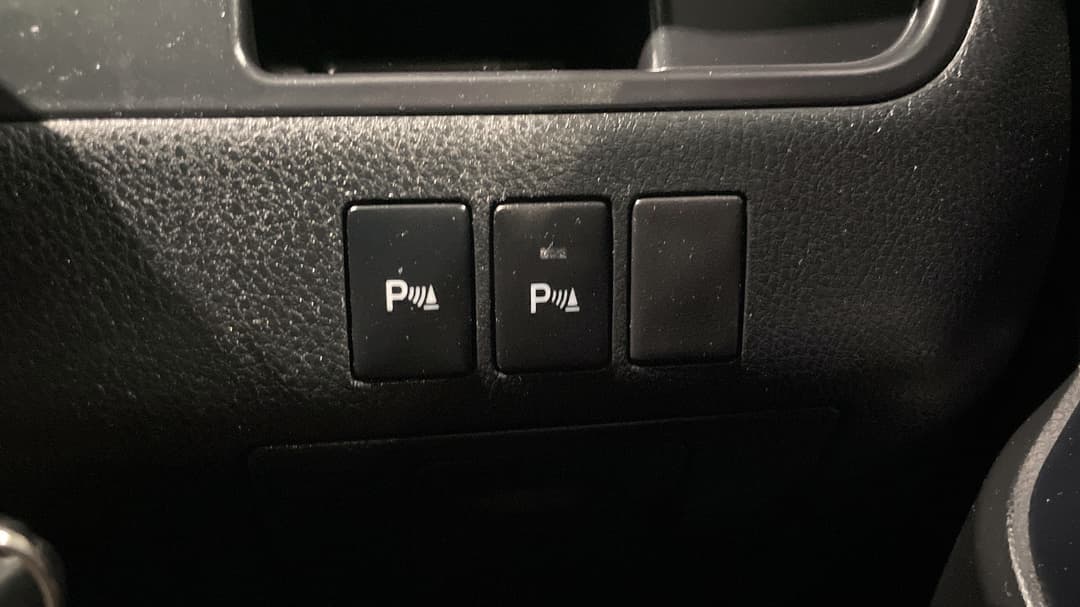 2017 Toyota Kluger Gx (4x2), Automatic, 94138 km, Utility Switches/Buttons