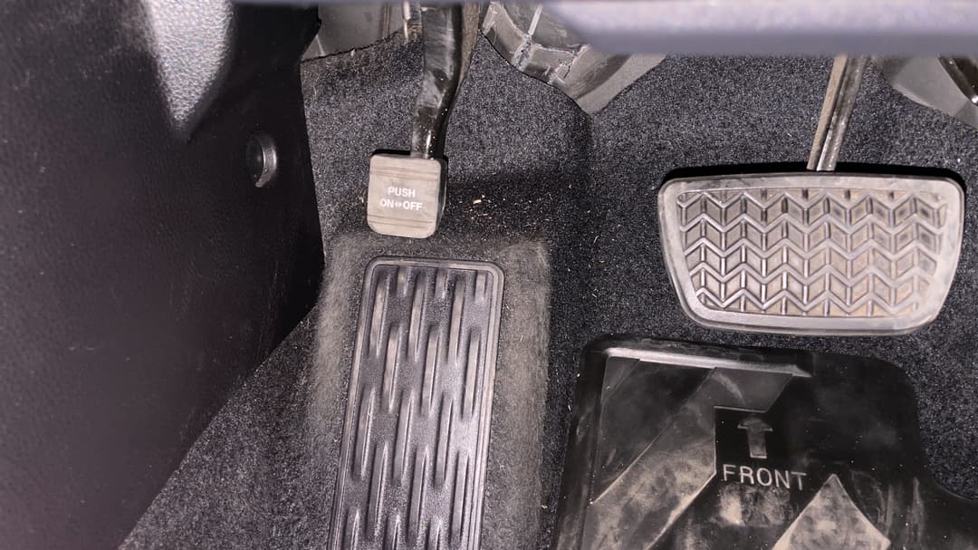 2017 Toyota Kluger Gx (4x2), Automatic, 94138 km, Handbrake