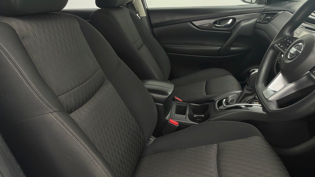 2018 Nissan X-trail St (2wd), Automatic, 111736 km, Right Side Front Door Cabin View