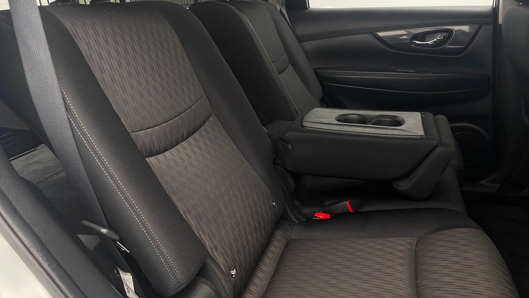 2018 Nissan X-trail St (2wd), Automatic, 111736 km, Right Side Rear Door Cabin View