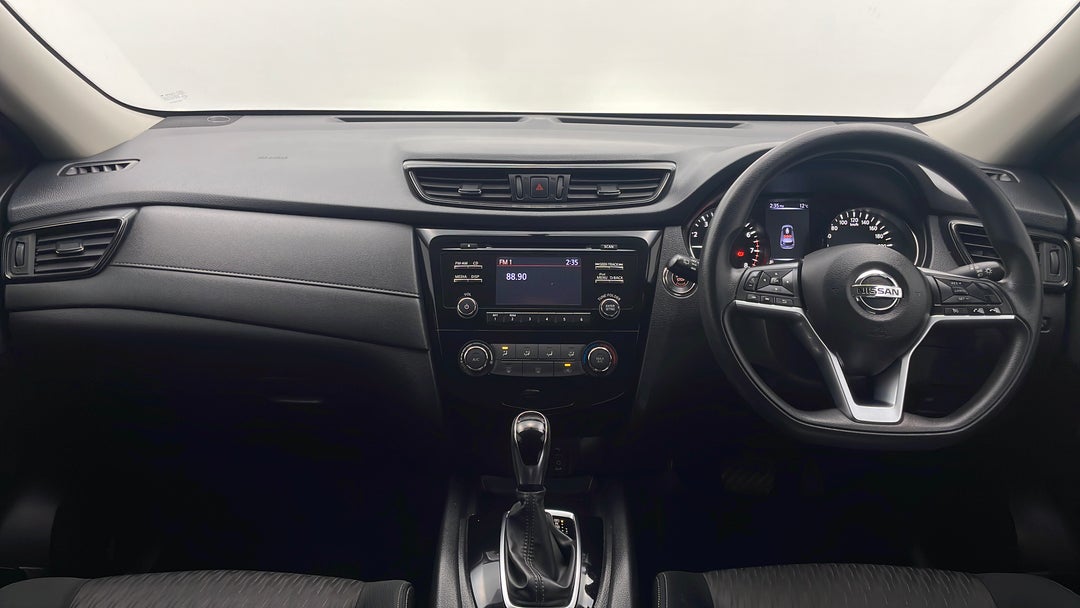 2018 Nissan X-trail St (2wd), Automatic, 111736 km, Dashboard View