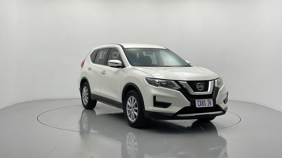 2018 Nissan X-trail St (2wd), Automatic, 111736 km, Right Front Diagonal (45- Degree) View