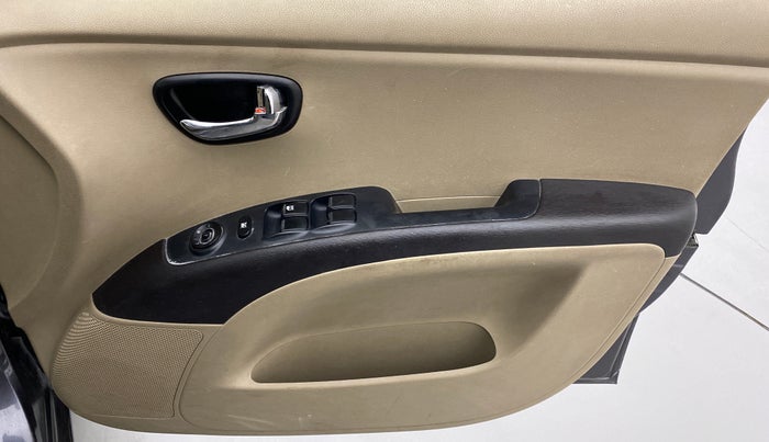 2011 Hyundai i10 MAGNA 1.2 KAPPA2, Petrol, Manual, 47,217 km, Driver Side Door Panels Control