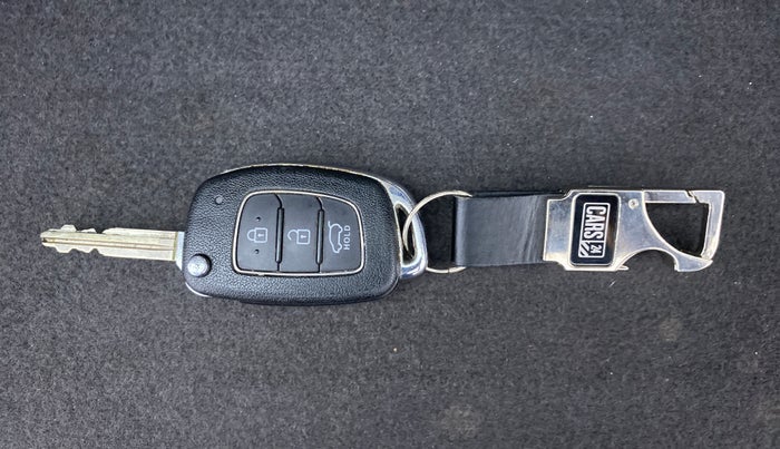 2016 Hyundai Elite i20 SPORTZ 1.2, Petrol, Manual, 55,422 km, Key Close Up