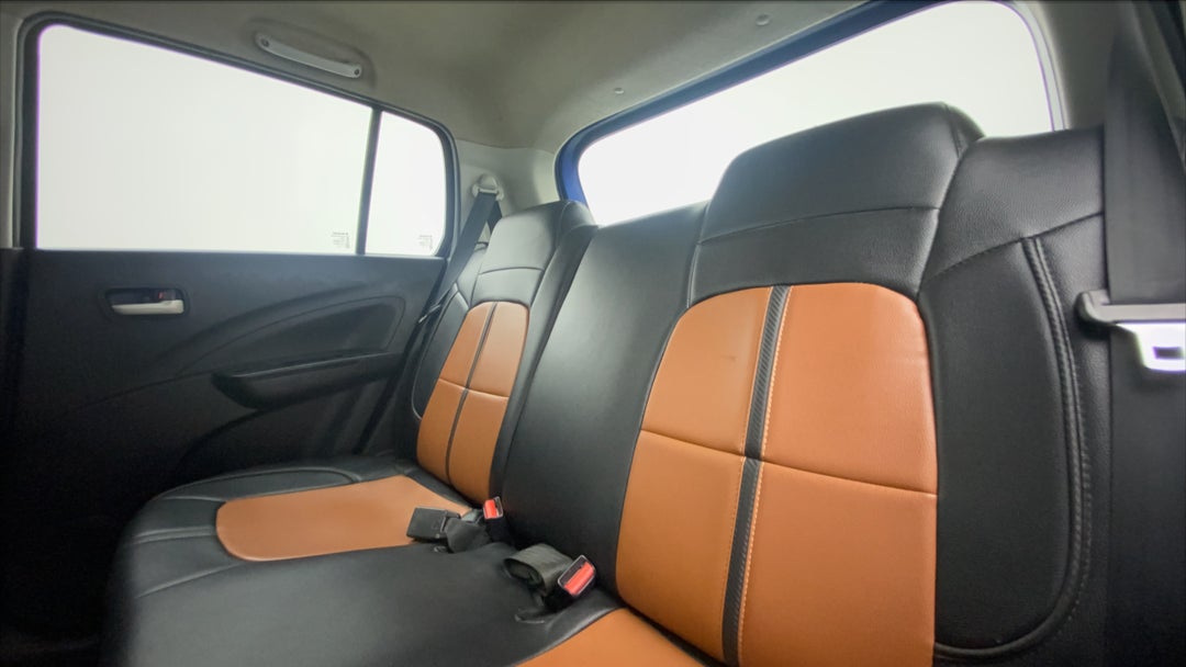Right Side Rear Door Cabin