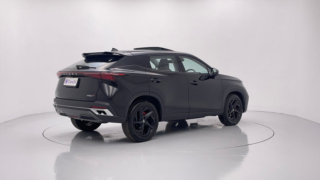 Right Back Diagonal (45- Degree) View