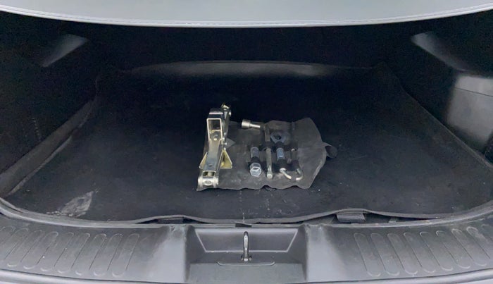 2019 MG HECTOR SHARP 2.0 DIESEL, Diesel, Manual, 74,004 km, Boot Inside