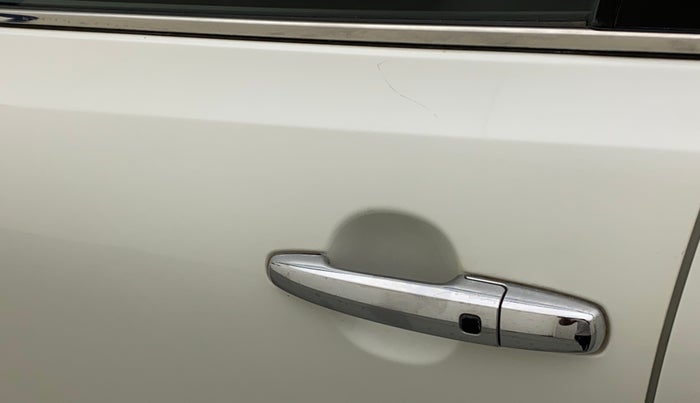 2020 Maruti Baleno ZETA PETROL 1.2, Petrol, Manual, 29,899 km, Front passenger door - Minor scratches