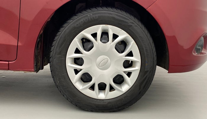2016 Ford Figo Aspire 1.2 TREND PETROL, Petrol, Manual, 42,098 km, Right Front Wheel